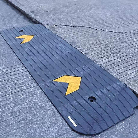 Yellow Reflective Strips and Screw Grooves